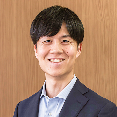 渡辺 智也の写真